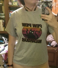 Camiseta de gran tamaño para mujer, playera con estampado divertido de Pew, Madafakas, Gato Negro asesino con pistola, Harajuku, Halloween, color gris