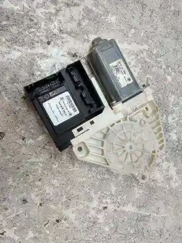 

1K4837401F WINDOW MOTOR FRONT LEFT VOLKSWAGEN GOLF V SALOON (1K1)
