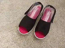 Zapatillas de deporte transpirables con cuña para mujer, zapatos de talla grande, zapatillas planas vulcanizadas, para verano, 2021