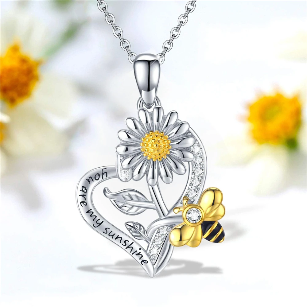 CreativeDesignBeautifulHeartShapedSunflowerBeePendantNecklace