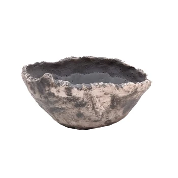 

Yerli Dekoratif Kayık Saksı