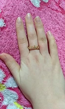 Anillo de compromiso con forma de corona hueca para mujer, sortija con carácter de Reina, con cuentas de cristal Vintage, para boda