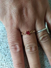 Huitan-Anillo de corazón sencillo para mujer, anillos de dedo bonitos para mujer, regalo de cumpleaños romántico para novia, joyería de piedra circonio de moda