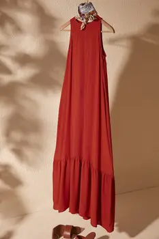 

Trendyol Wide Cut Dress TWOSS20EL1258