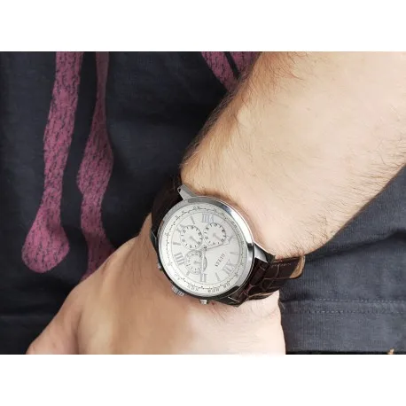 Часы Guess для мужчин хронограф Коллекция Horizon W0380G2