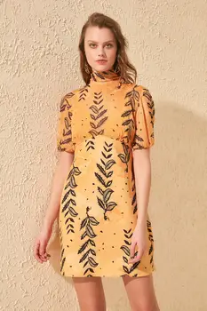 

Trendyol Print Detailed Upright Collar Dress TWOSS20EL1551