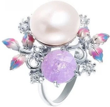 

Jay VI ring with pearls, enamel and cubic zirconia