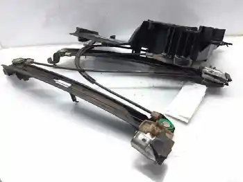 

1P0837401D left front elevators SEAT LEON (1P1)