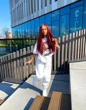 AISI QUEENS-peluca larga de cabello sintético para mujer, pelo largo recto de color rojo, pequeño, parte de encaje, Cosplay, negro, blanco y Rubio