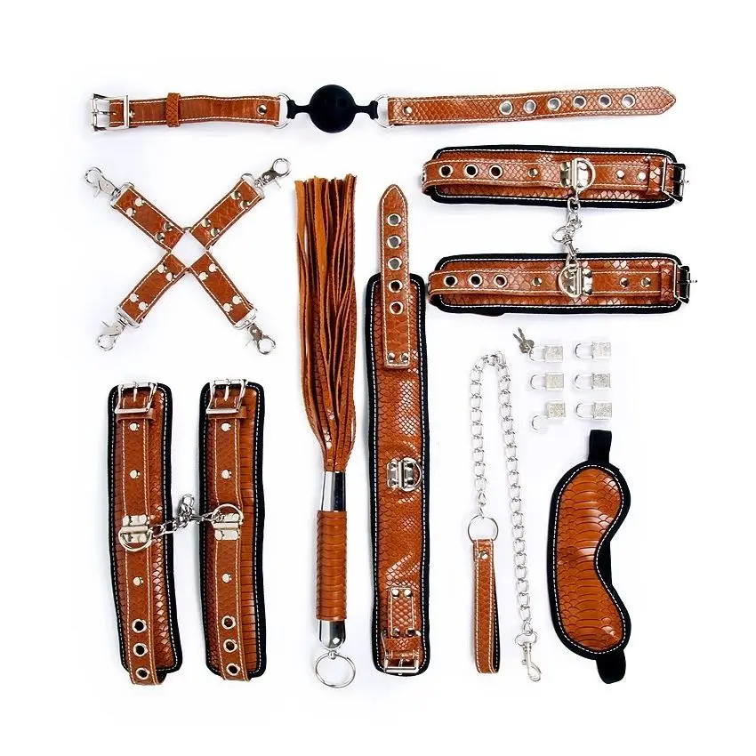 BDSM атрибуттары бар секс BDSM атрибуттары бар секс