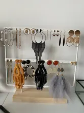 Soporte de exhibición para pendientes de tuerca de Metal con Base de madera, organizador de pendientes con 24/44/66 agujeros, venta al por mayor