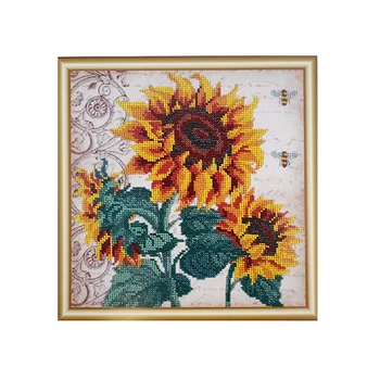

БН-3105 Set for embroidery with beads Hobby & Pro's Sunflower and Bee's 25*25 cm