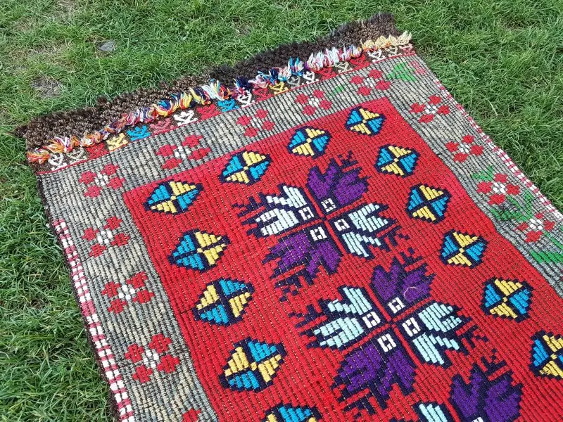 Ручной работы Племенной настенный турецкий ковер килим 2'9'' X 3'7''/84X110 cm