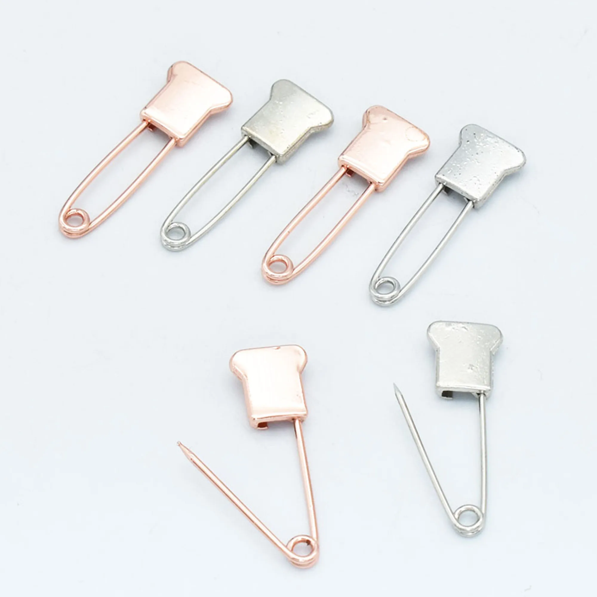 

1" Rose Gold Cute Cat Head Safety Pins Metal Brooch Pins Charming Pins Sewing Safety Pins for Clothes Hats Skirts 100pcs