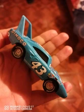 Disney-Set de figuras de la película Cars 3 de metal, juguete de modelo de coche, a escala 1:55, con diseño de relámpago McQueen, Jackson, Mack, tío Truck, regalo para para cumpleaños