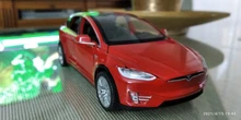 1:32 modelo Tesla X coche en miniatura de aleación con tirar juguete electrónico con simulación de luces y música modelo juguetes para niños de regalo
