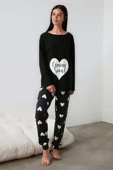 

Trendyol Heart Printed Knitted Maternity Pajamas set THMAW21PT0450
