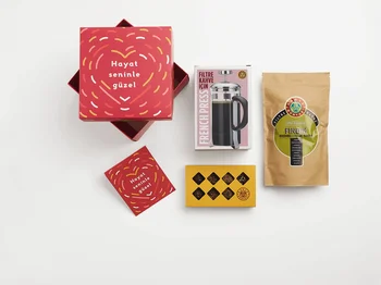 

Turkish Brand Kahve Dunyasi Life is Beautiful with You Gift Coffee Box for Valentine's Day, New Job, Coffee Lover, New Home