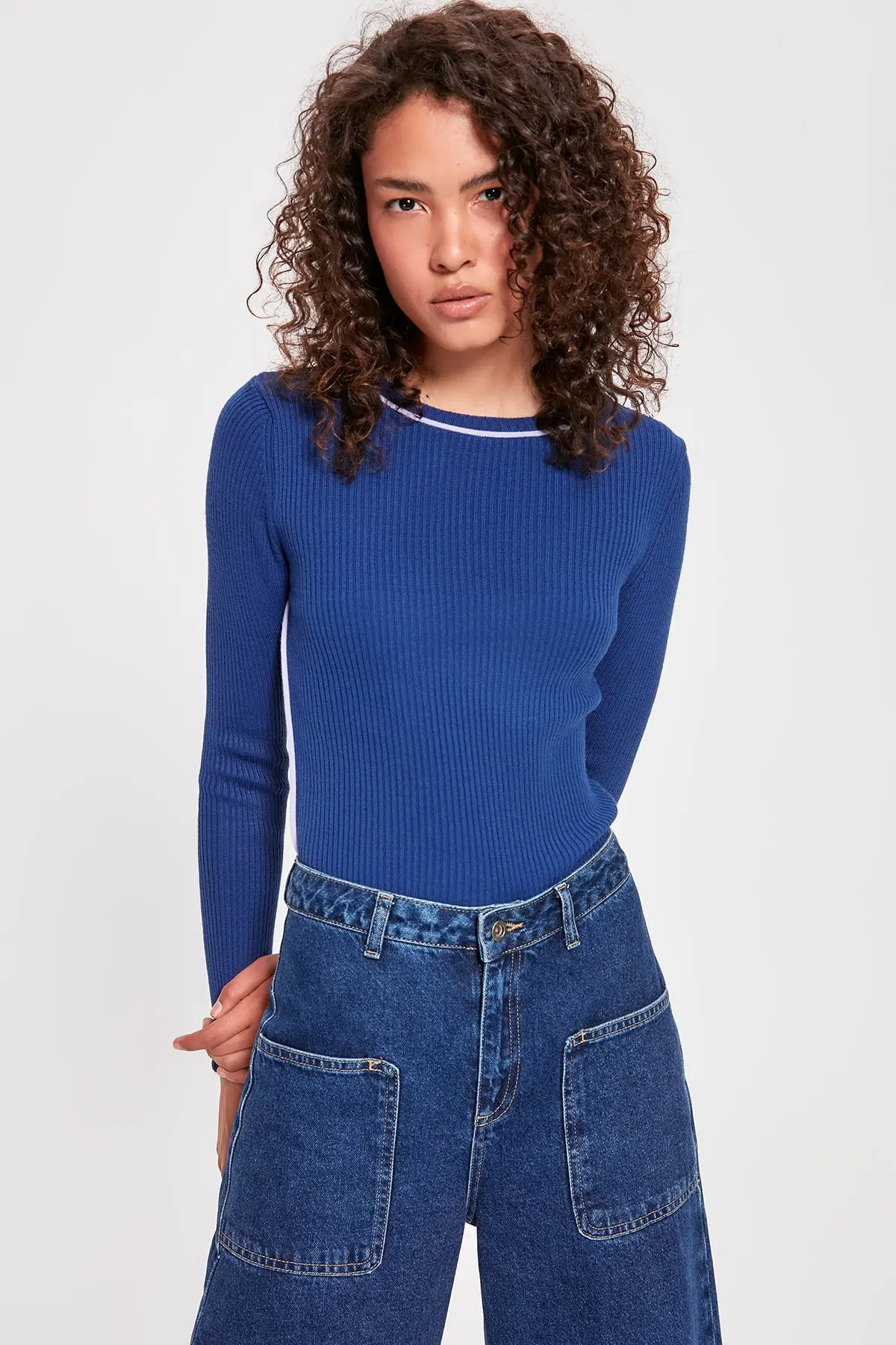 

Trendyol Navy Blue Sweater Sweater TWOAW20KZ0627