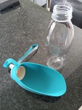 Botella de agua portátil para mascotas, tazón de viaje de 580ml con diseño de hojas de silicona suave para cachorros y gatos, dispensador de agua para mascotas al aire libre