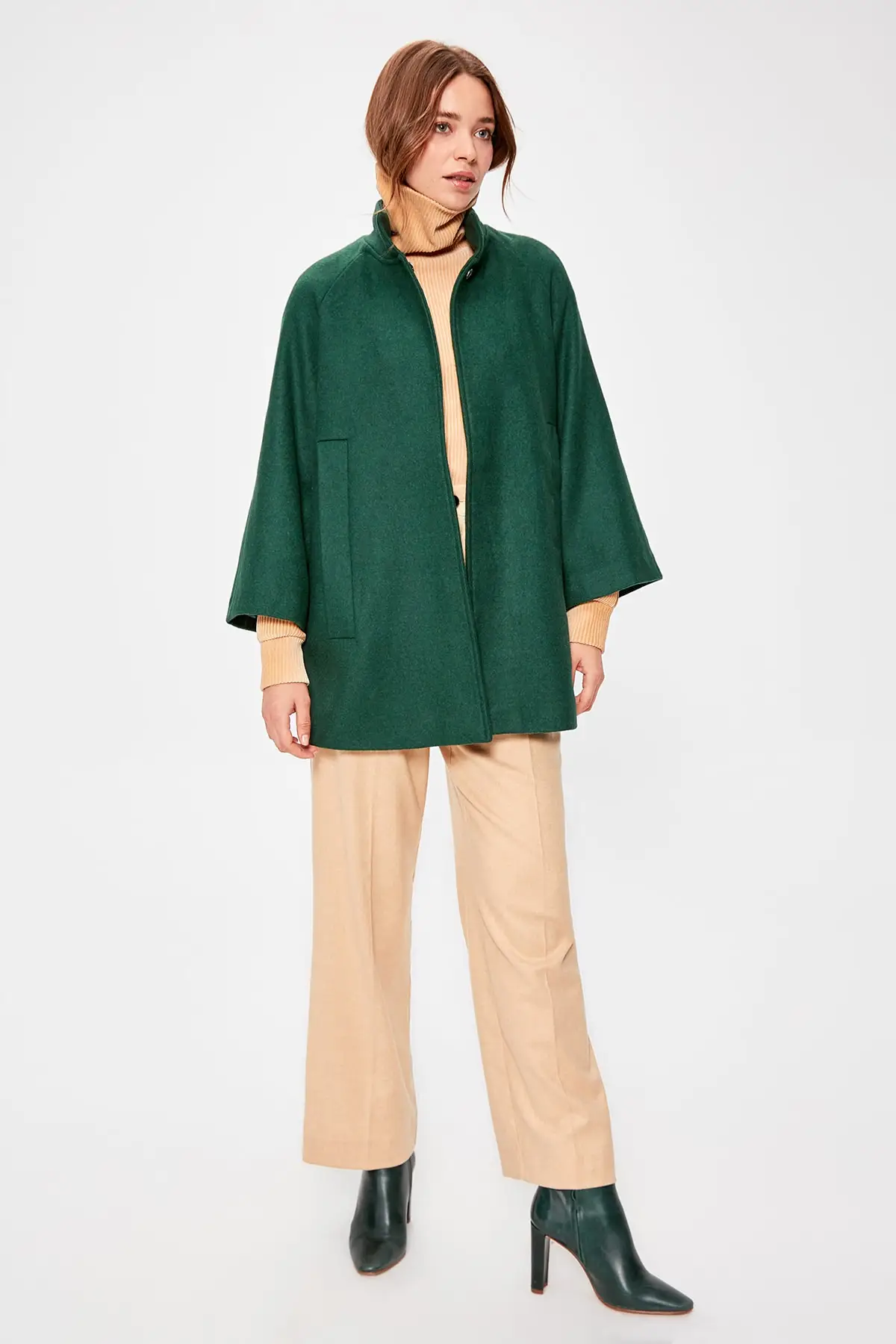 Трендовое пальто с изумрудом и зеленым принтом TWOAW20KB0085 | Женская одежда