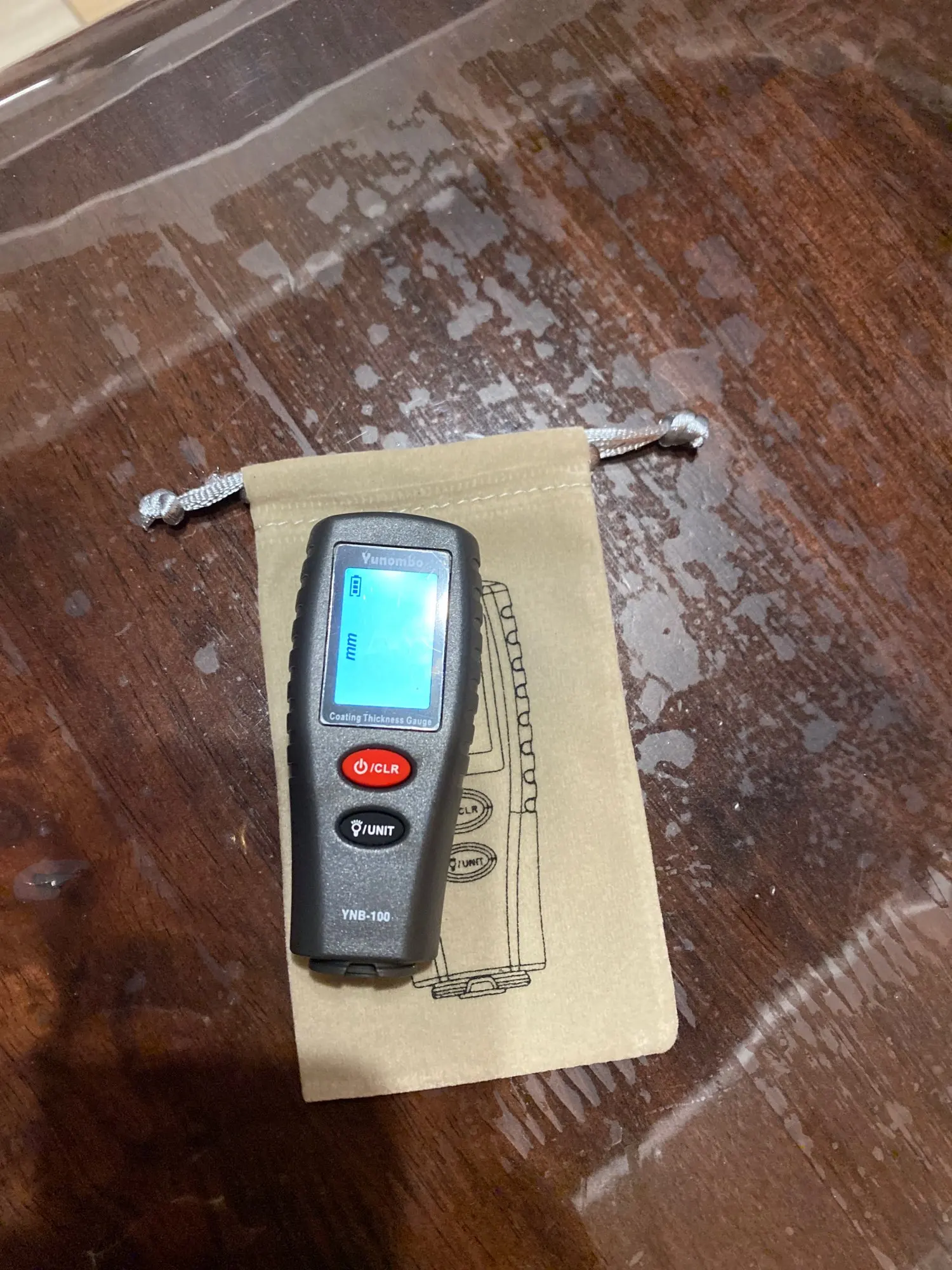 Отзыв о товаре Тестер толщины покраски Yunombo YNB-100, Цифровой измеритель толщины покраски автомобиля с руководством на русском и английском языке от пользователя О***т