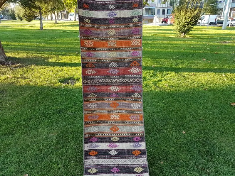 Оранжевые, розовые и зеленые коврики для зала 1'9'' X 23'11''/54x730 см