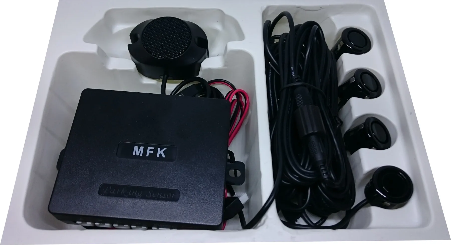 Комплект датчиков парковки без дисплея 18 мм яркий черный MFK BB03 0868071662419 |