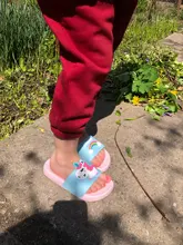 Suihyung-Zapatillas de unicornio arcoíris para niños y niñas, zapatos de playa para niños, pantuflas suaves para interiores
