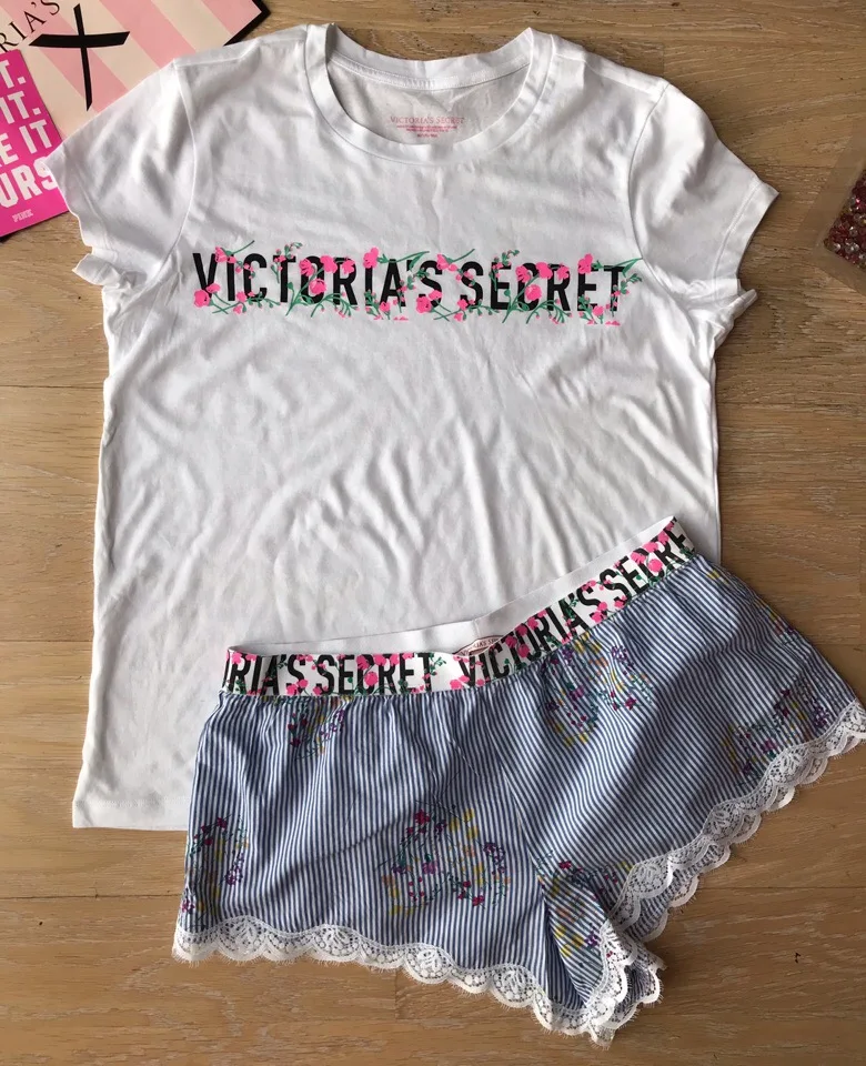 Victoria's Secret pajama set Tee &amp short graphic blue flowers | Женская одежда