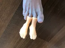 Simulación de cinco dedos abiertos, palmeras y dedos, juego de juguetes alrededor de la mano pequeña modelo de pie, juguetes para Halloween, novedad