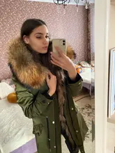 BLUENESSFAIR-abrigo de piel auténtica de zorro para mujer, chaqueta de invierno, Parka larga, Cuello de piel de mapache Natural, ropa de calle cálida