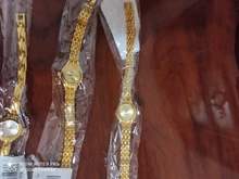 Reloj de pulsera de acero inoxidable dorado para mujer, pulsera femenina informal a la moda, con esfera analógica pequeña, elegante