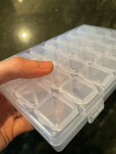 Mordoa-caja de almacenamiento de cuentas de plástico transparente con 28 ranuras, caja organizadora para herramientas de manicura de decoración de uñas, expositor de joyería