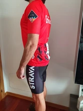 2021 Nuevo rojo STRAVA profesional bicicleta equipo Maillot de manga corta Ciclismo Jersey Ciclismo hombres de verano transpirable Conjuntos de ropa de Ciclismo
