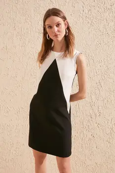 

Trendyol With Color Block Dress TWOSS20EL0434