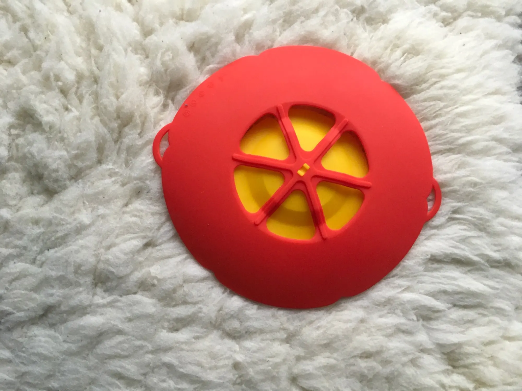 AntiOverflow™ - Multifunctional Silicone Lid Spill Stopper Cover photo review