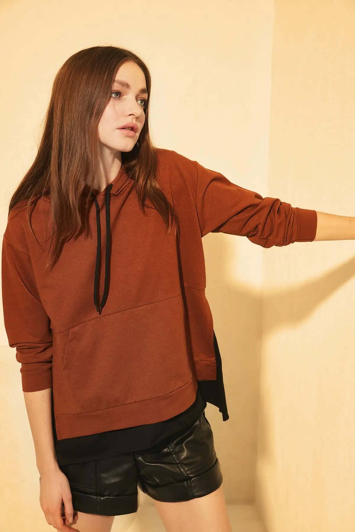 Trendyol трикотажная толстовка бойфренда с капюшоном TWOAW20SW0382|Толстовки и свитшоты| |