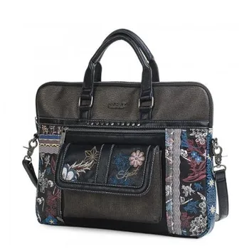 

Skpat white flower handle