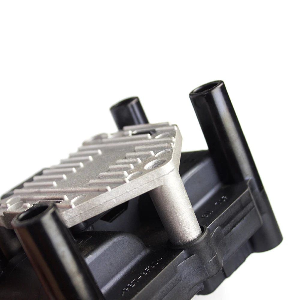 Катушка зажигания новая для VW Golf Jetta Beetle Audi A3 A4 Skoda Fabia сиденье 032905106B 032905106D 032905106F 032905106E C1319 UF277