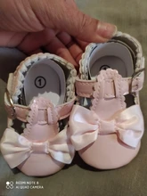 Zapatos antideslizantes para bebés recién nacidos, calzado con hebilla de cuero PU para primeros pasos, en rojo, Negro, Rosa, blanco y azul