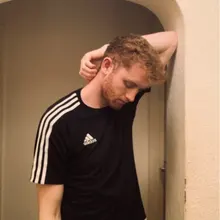 E*** 