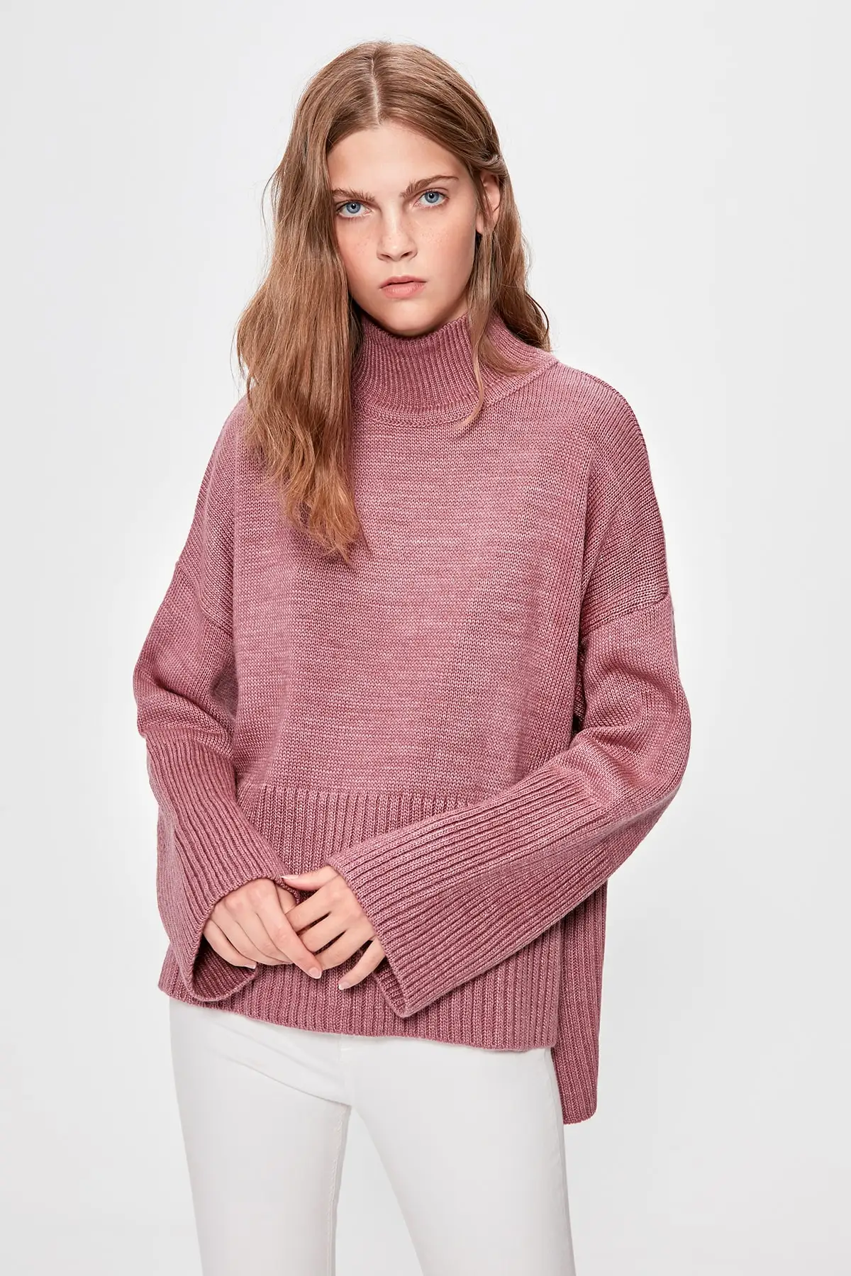

Trendyol Fuchsia Sheer Neckline Sweater Sweater TWOAW20FV0089
