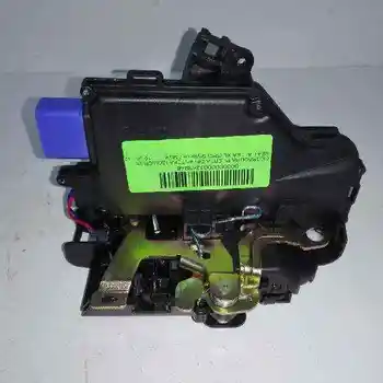 

3D1837015A LOCK LEFT FRONT DOOR SEAT ALTEA XL (5P5)