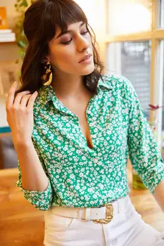 

Ola Women Green White Floral Sleeve Fold Shirt GML-19000595