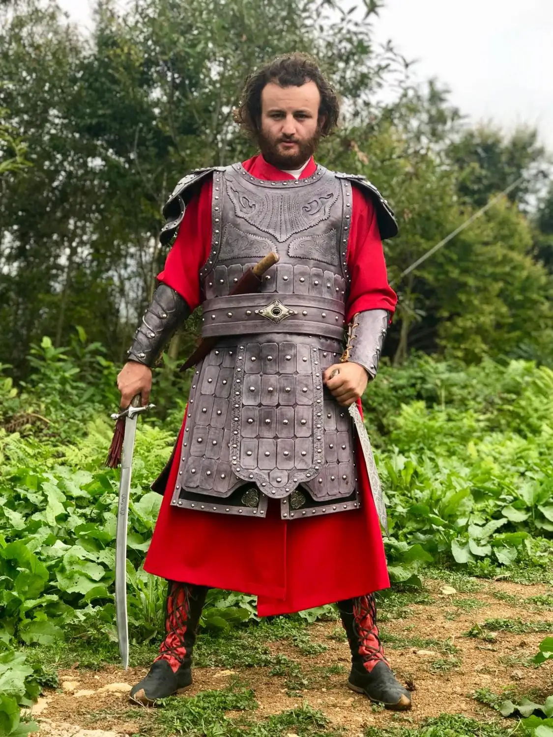 Кожаный воин бронежилет с поясом кафтан рубашка брюки костюм оттоманка армия