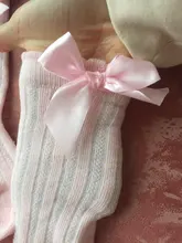 Calcetines antideslizantes de algodón para bebés, calcetín largo transpirable con pajarita de dibujos animados para primavera y otoño, 0-4 años