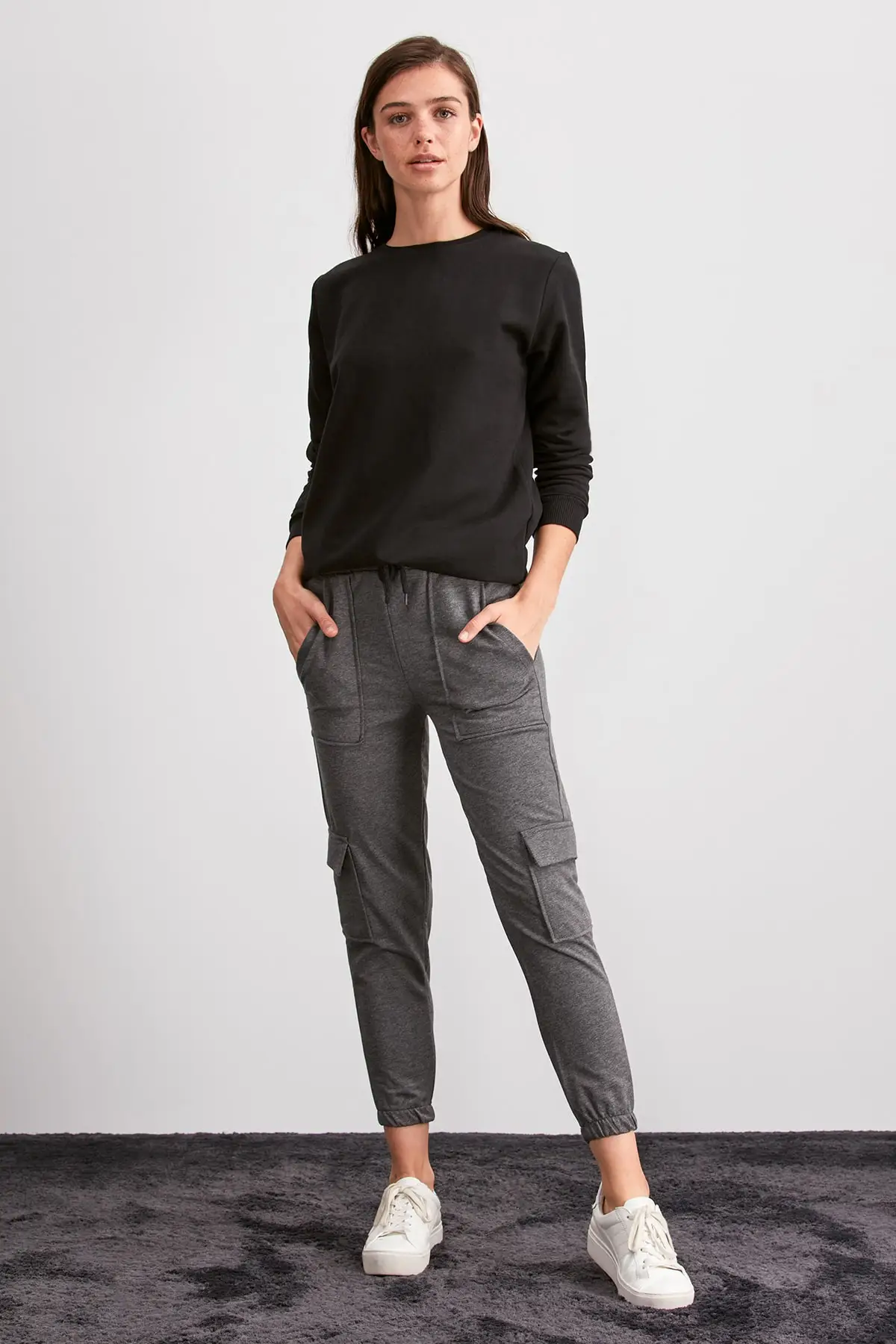 

Trendyol Cargo Pockets Knit Sweatpants TWOAW20EA0183