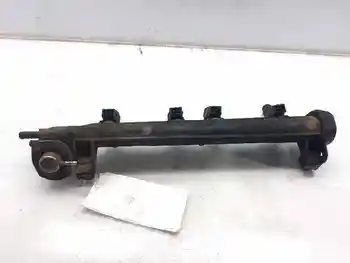 

06A133317A ramp injector VOLKSWAGEN GOLF IV Saloon (1J1)