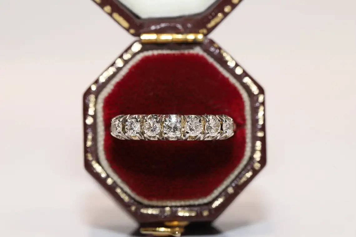 

Old Original Vintage 14k Gold Natural Diamond Decorated Pretty Wedding Ring